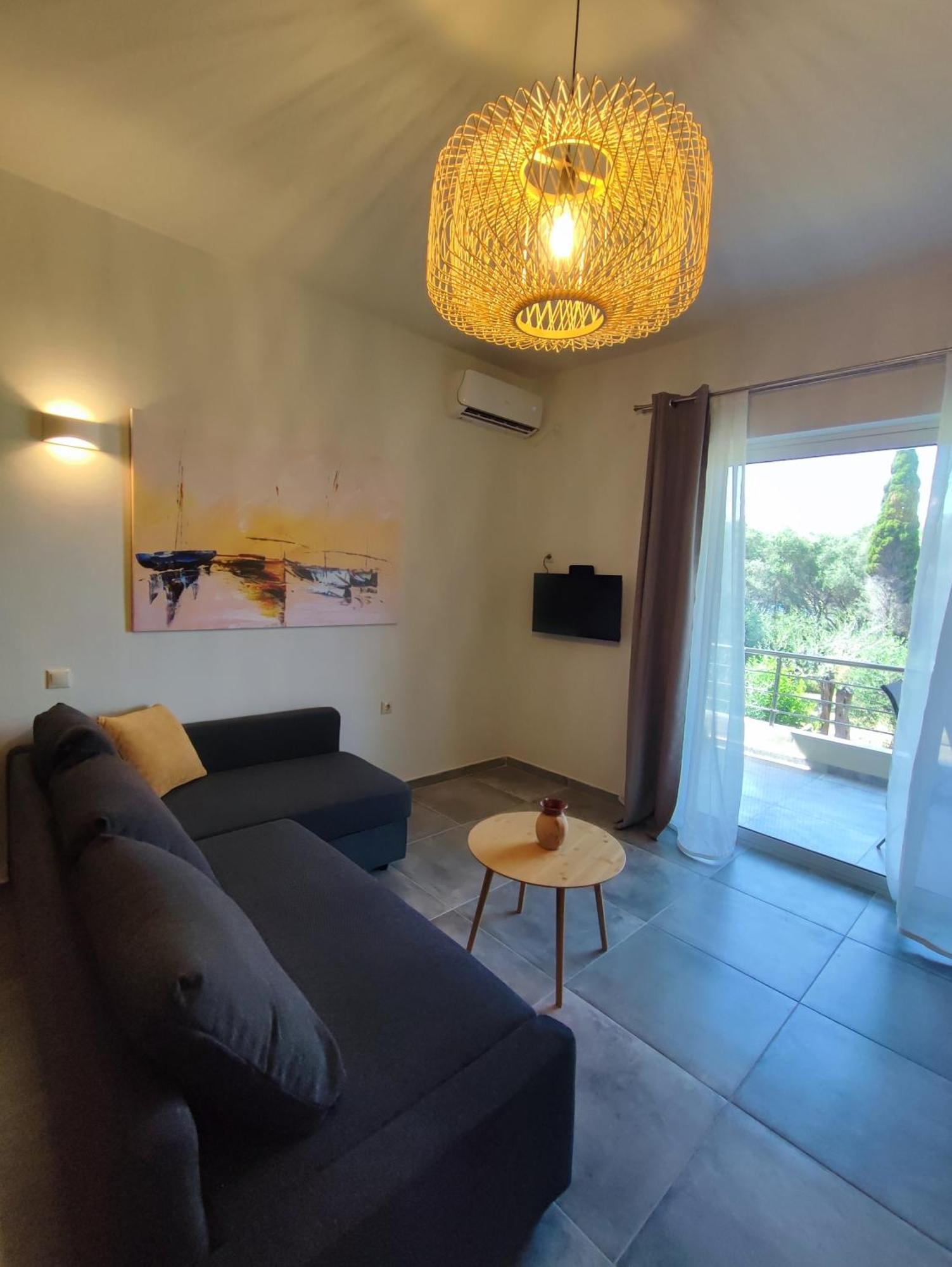 Coritos Holiday Apartments Kontokali Zewnętrze zdjęcie